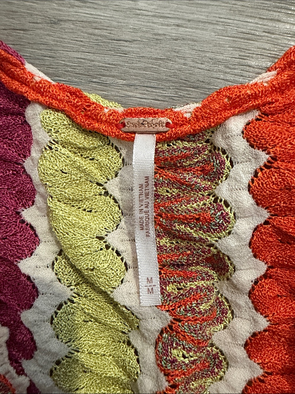 Free People Twist and Shout Top - Picture 2 of 3